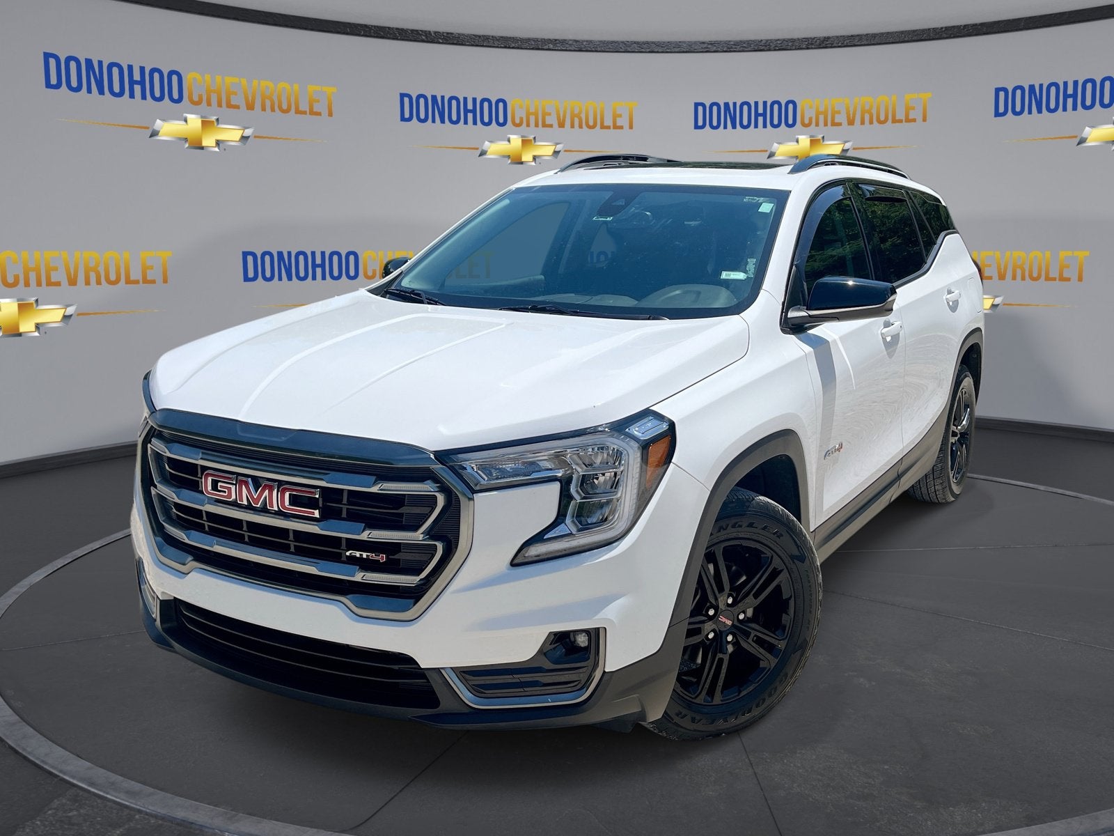 2023 GMC Terrain AT4