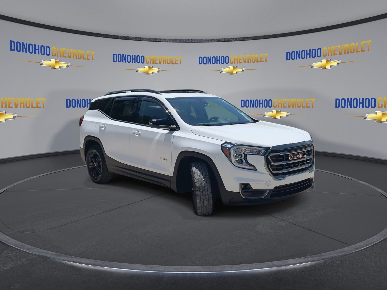 2023 GMC Terrain AT4