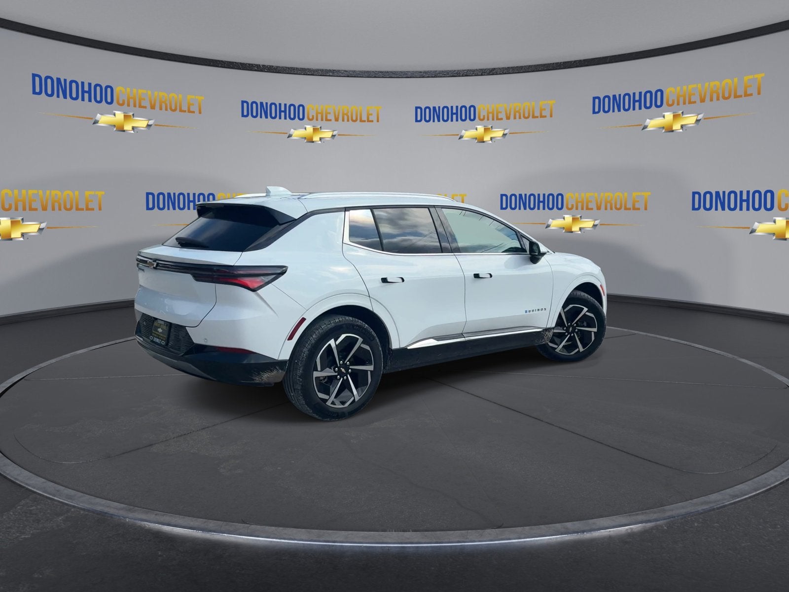 2024 Chevrolet Equinox EV 2LT