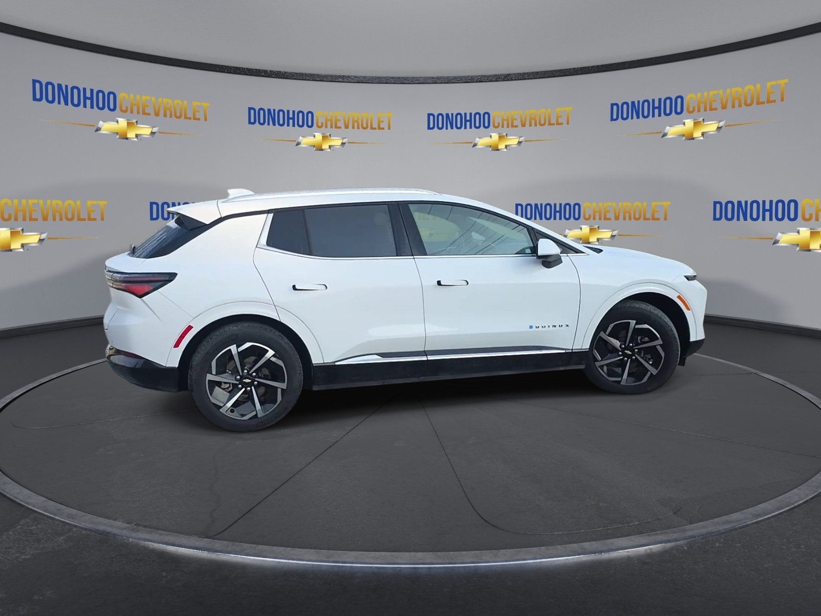 2024 Chevrolet Equinox EV 2LT