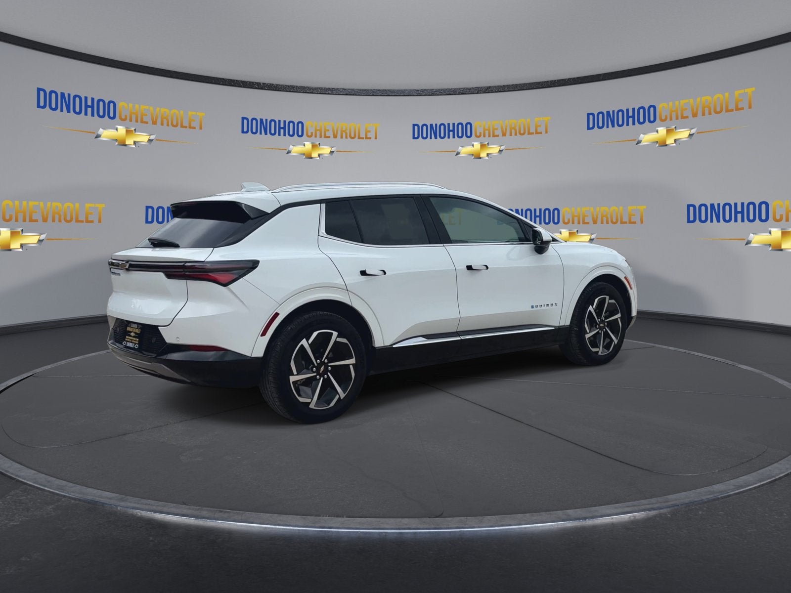 2024 Chevrolet Equinox EV 2LT