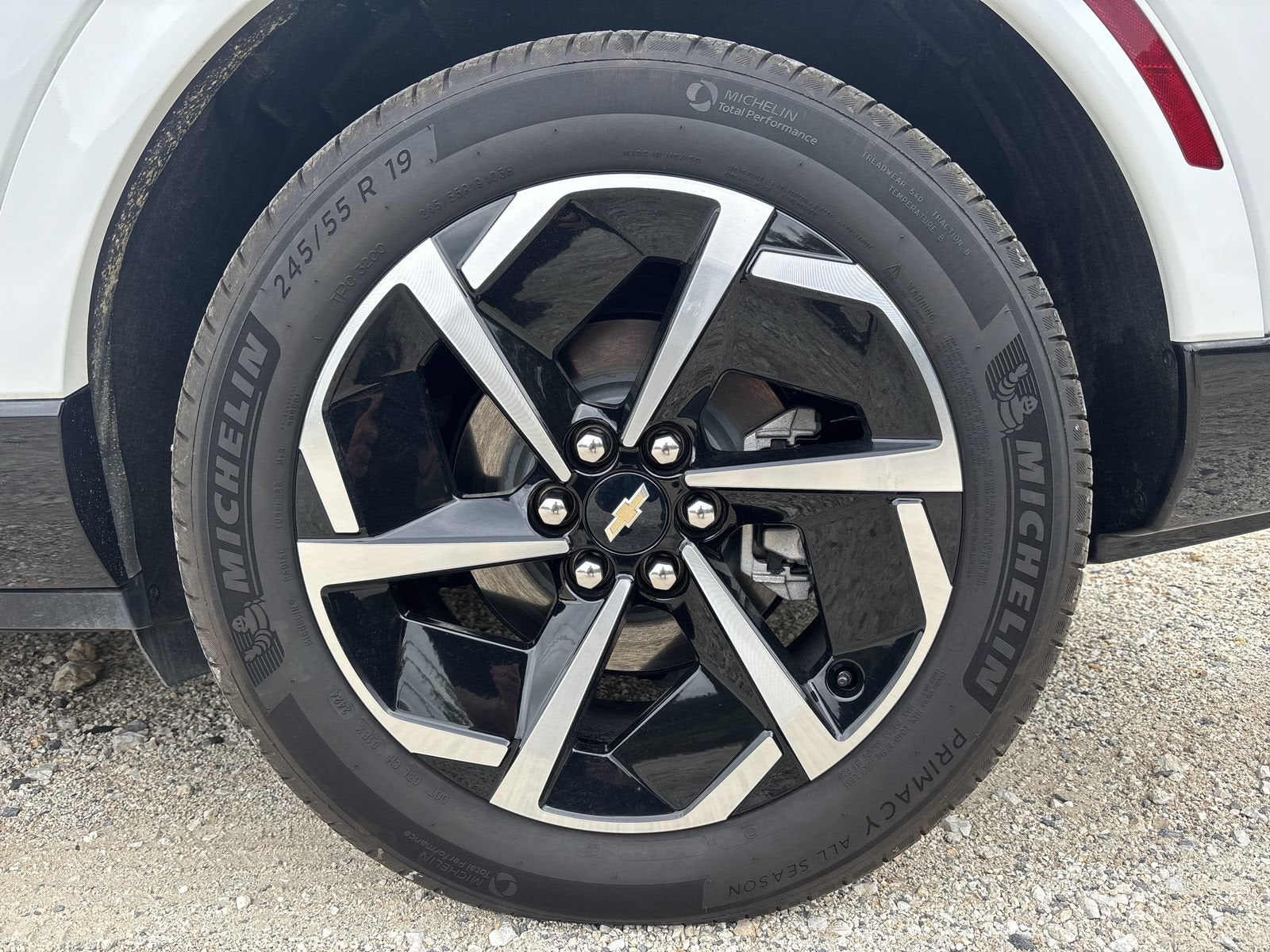 2024 Chevrolet Equinox EV 2LT