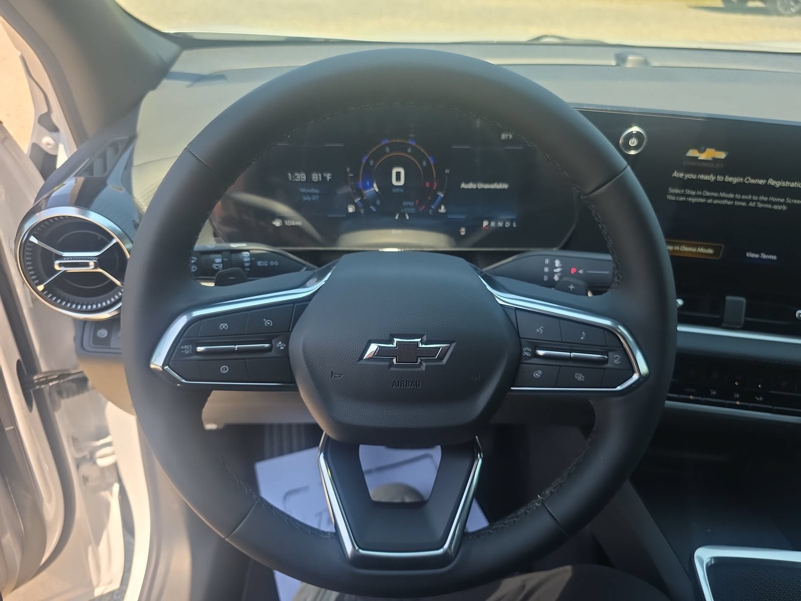 2027 Chevrolet Equinox LT - Photo 14