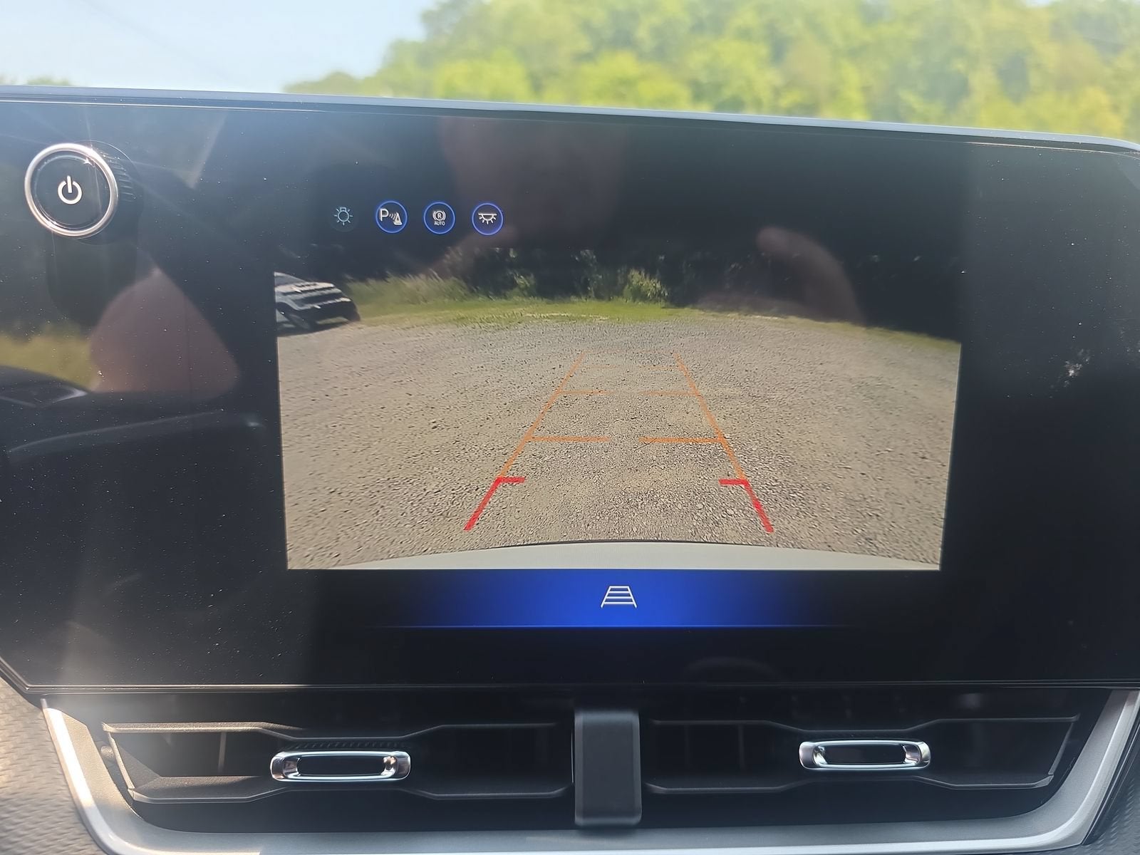 2027 Chevrolet Equinox LT - Photo 17