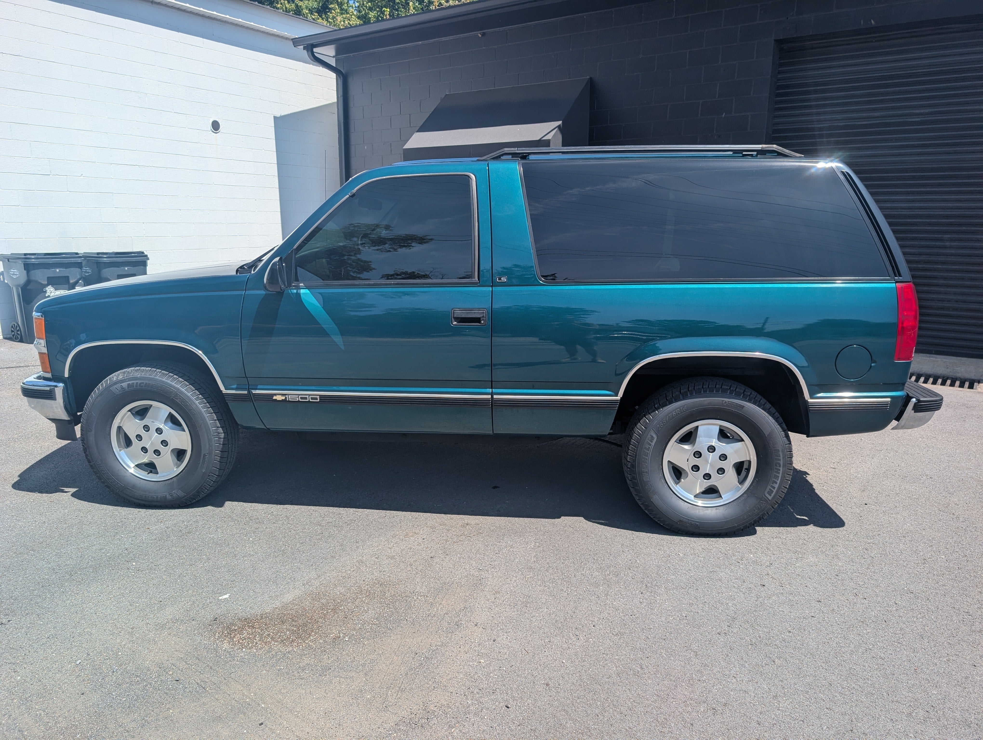 1995 Chevrolet Tahoe Base