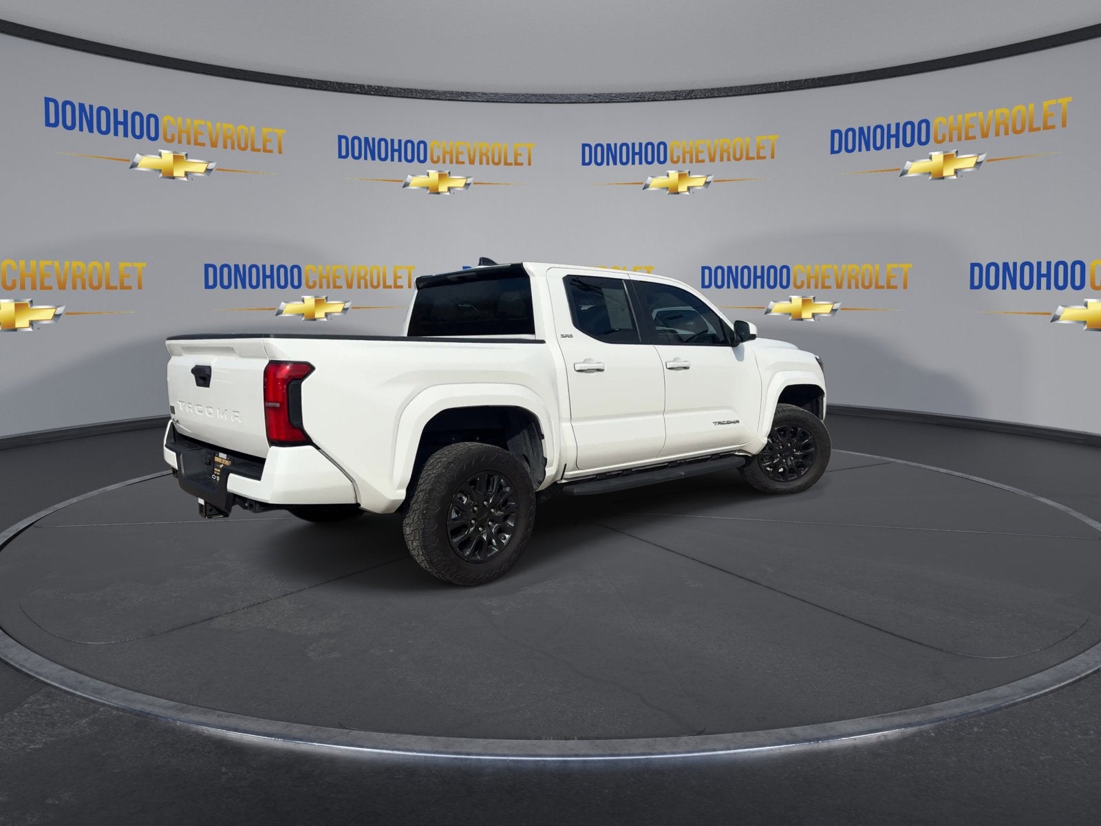 2024 Toyota Tacoma 4WD SR5