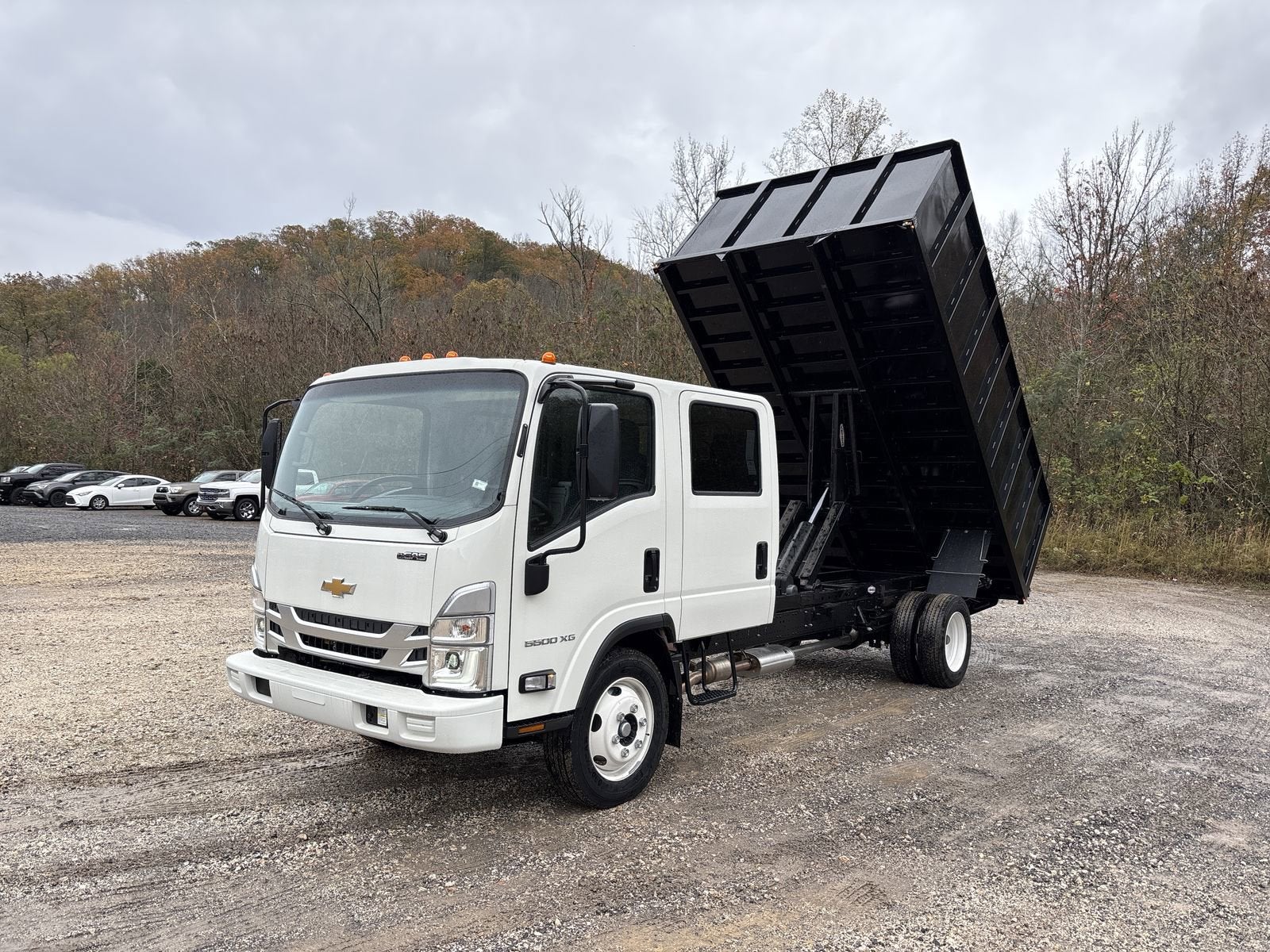 2025 Chevrolet Low Cab Forward 5500 XG MEDIUM ASH GRAY
