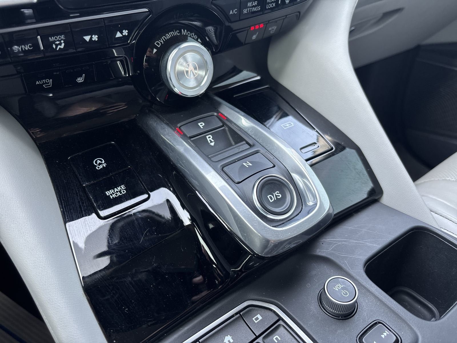 2023 Acura MDX w/Technology Package