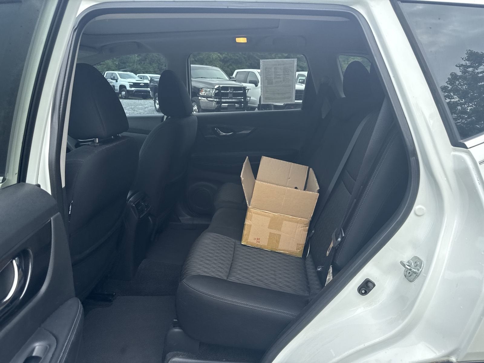 2017 Nissan Rogue SV