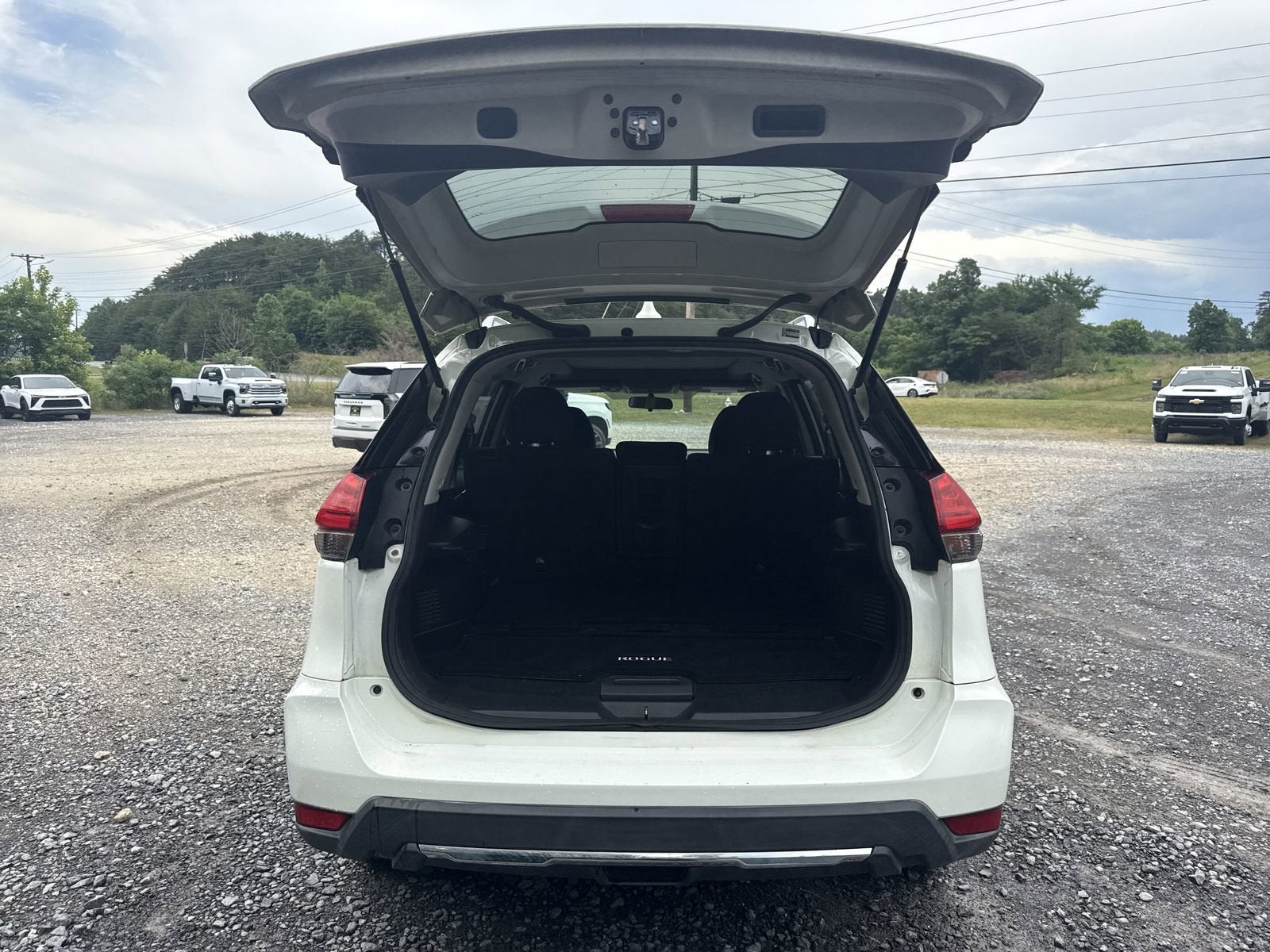 2017 Nissan Rogue SV