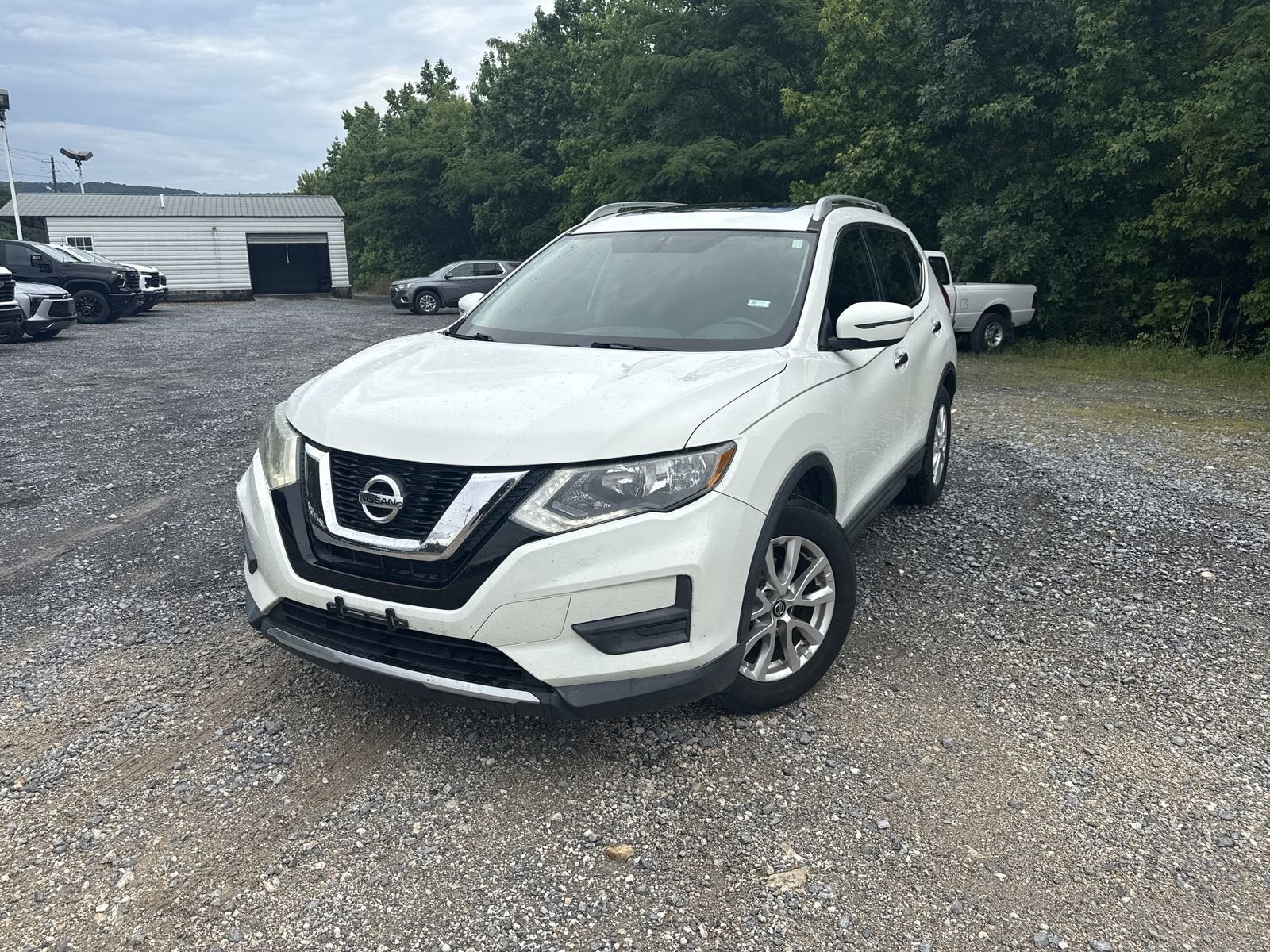 2017 Nissan Rogue SV
