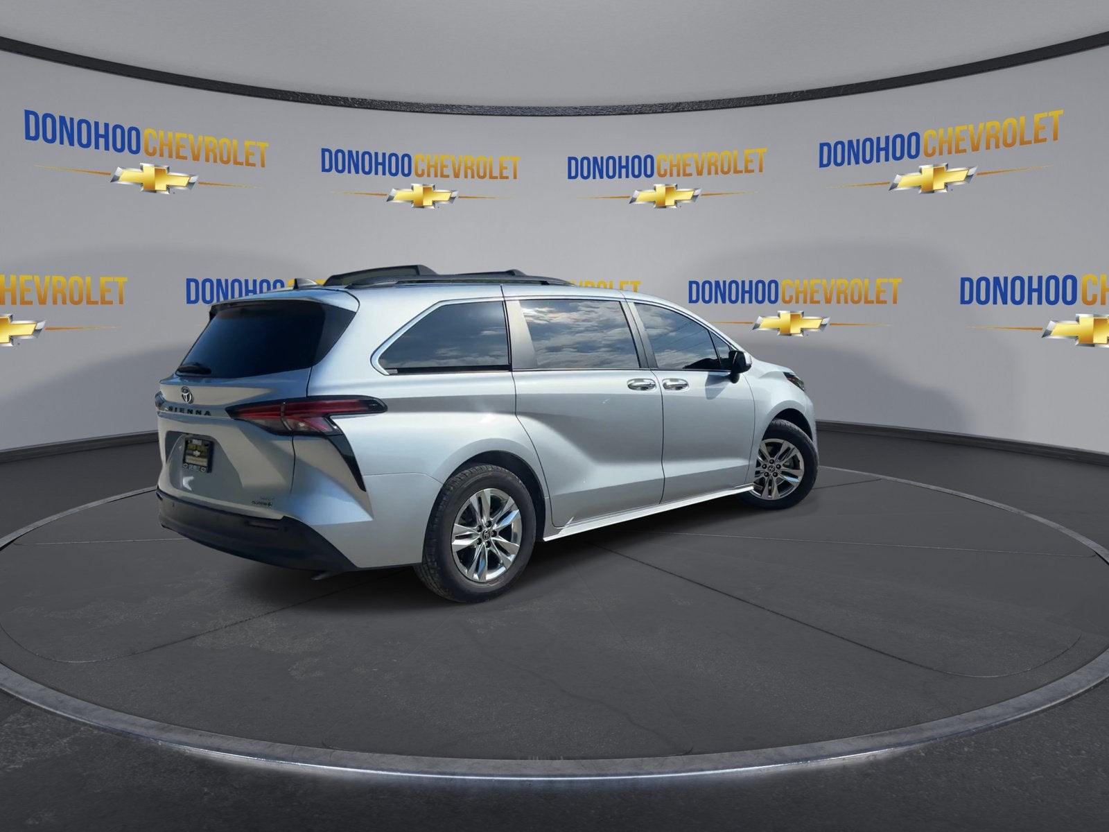 2022 Toyota Sienna XLE