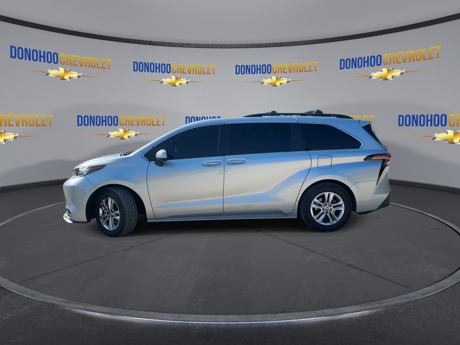 2022 Toyota Sienna XLE