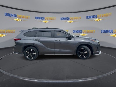 2022 Toyota Highlander XSE