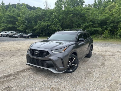 2022 Toyota Highlander XSE