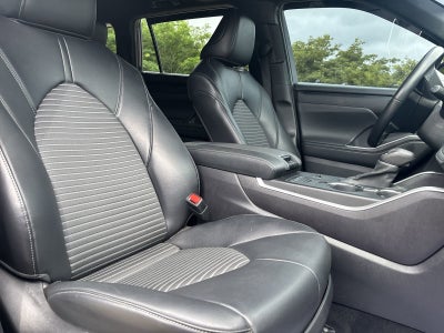 2022 Toyota Highlander XSE