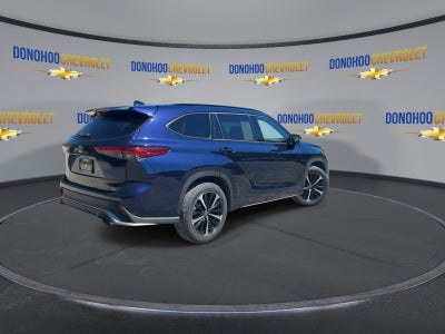 2022 Toyota Highlander XSE