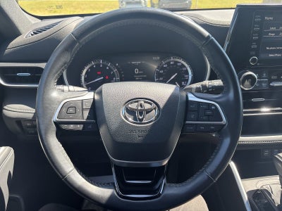 2022 Toyota Highlander XSE