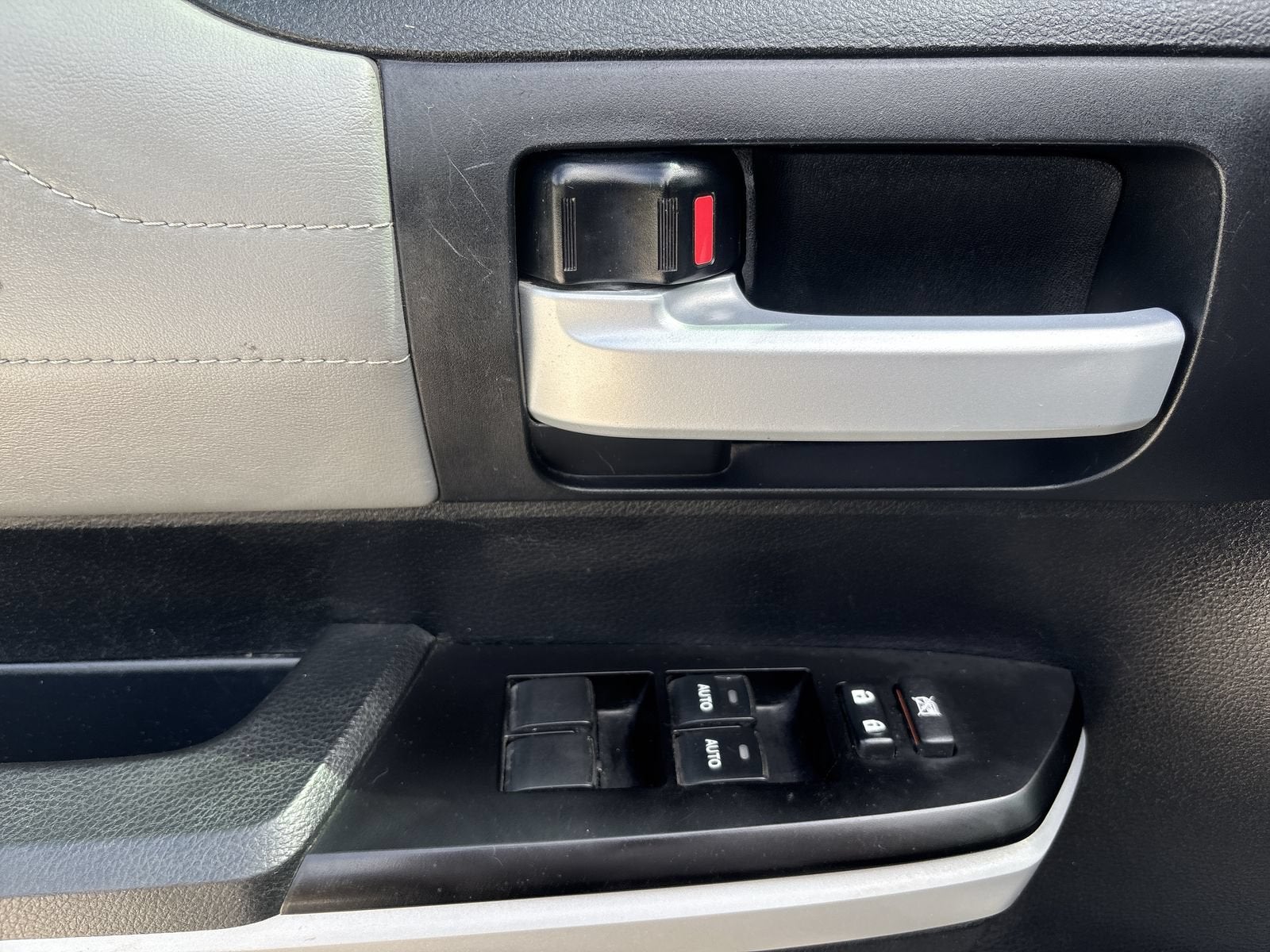 2018 Toyota Tundra 4WD SR5