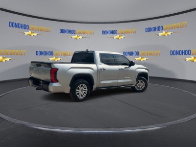 2022 Toyota Tundra 4WD SR5