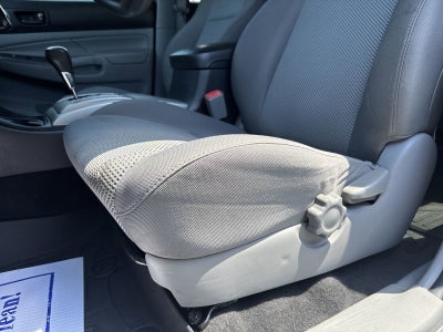 2013 Toyota Tacoma Base