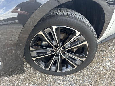 2024 Toyota bZ4X XLE