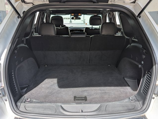 2019 Jeep Grand Cherokee Laredo E