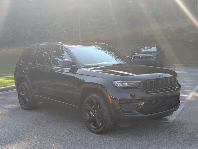 2023 Jeep Grand Cherokee Altitude