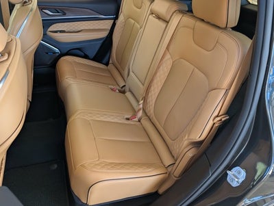 2023 Jeep Grand Cherokee Summit