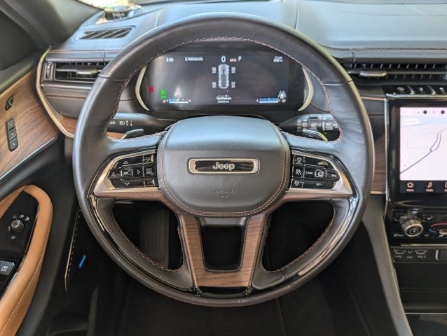 2023 Jeep Grand Cherokee Summit