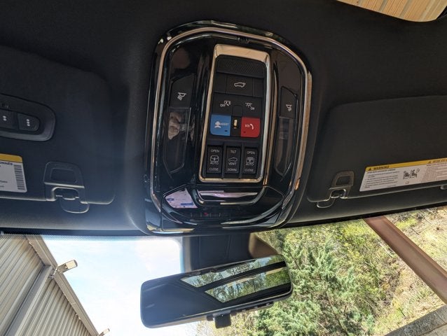 2023 Jeep Grand Cherokee Summit