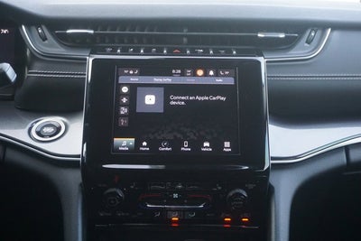 2022 Jeep Grand Cherokee L Laredo