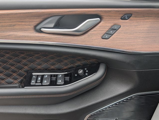 2023 Jeep Grand Cherokee L Summit