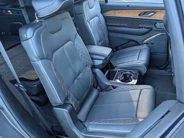2023 Jeep Grand Cherokee L Summit Reserve