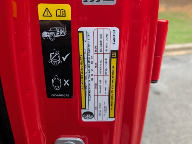 2025 Jeep Wrangler 4xe Sahara