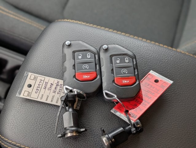 2025 Jeep Wrangler 4xe Sahara