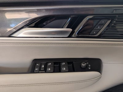 2024 Jeep Wagoneer L 4x2