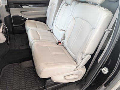 2024 Jeep Wagoneer L 4x2