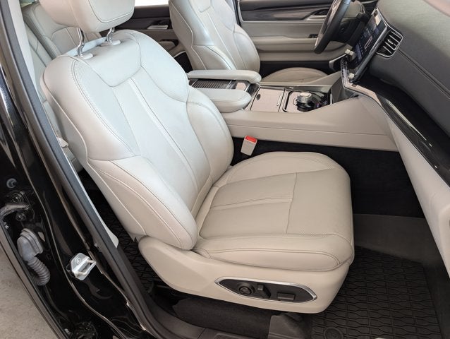 2024 Jeep Wagoneer L 4x2
