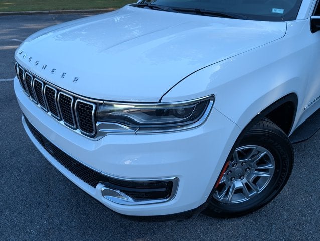 2024 Jeep Wagoneer L 4x2