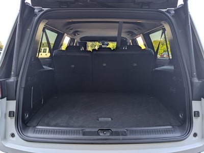 2024 Jeep Wagoneer L 4x2