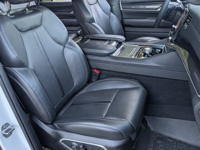 2024 Jeep Wagoneer L 4x2