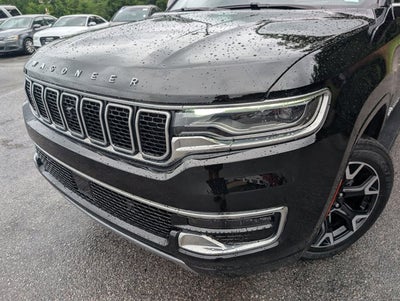 2025 Jeep Wagoneer L Series III