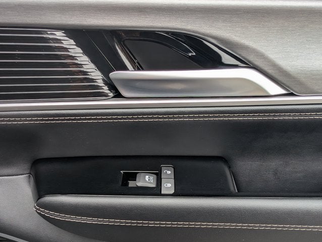 2025 Jeep Wagoneer L Series III