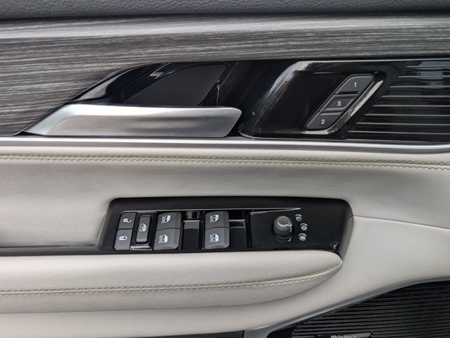 2024 Jeep Wagoneer L Series III