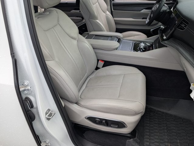 2024 Jeep Wagoneer L Series III