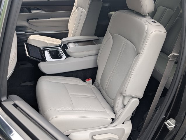 2025 Jeep Grand Wagoneer 4x4