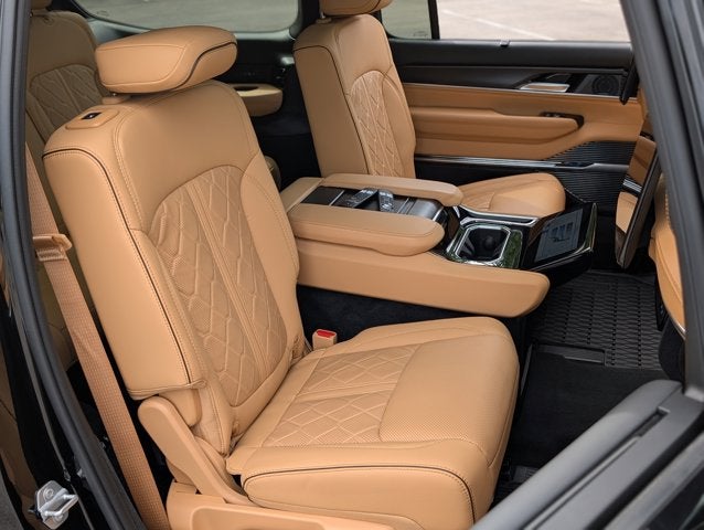 2025 Jeep Grand Wagoneer Series III Obsidian