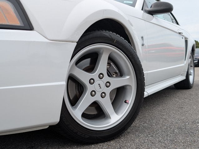 2001 Ford Mustang SVT Cobra