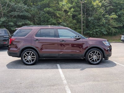 2018 Ford Explorer Sport